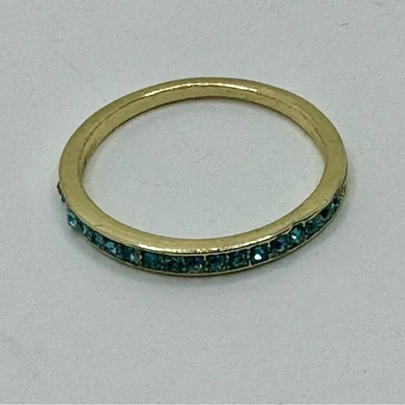 MINIMALIST PAVE CRYSTAL RING SIZE 8 - Picture 4 of 7